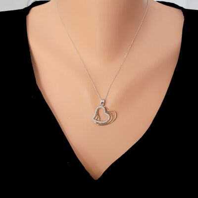 14K Gold 0,21 ct Diamond Three Hearts Necklace - 1