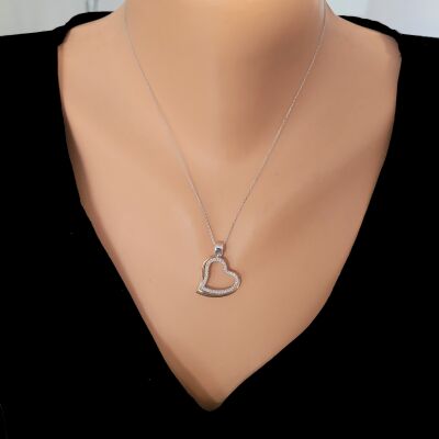 14K Gold 0,21 ct Diamond Three Hearts Necklace - 3