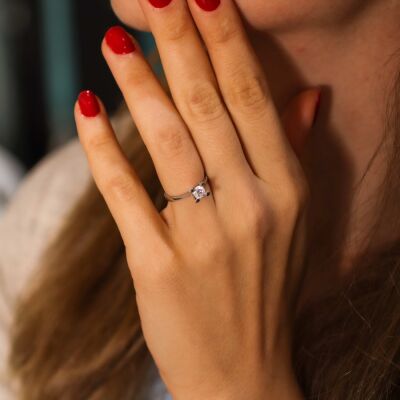 14 Ayar Altın 0,50 ct D Renk Pırlanta Tektaş Yüzük - 1