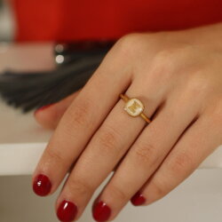 14 Ayar Altın Beyaz Mineli Harfli Yüzük - Nusrettaki