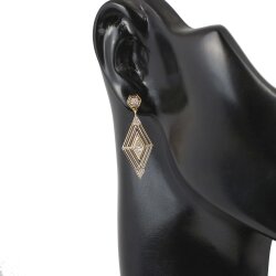 14 Ayar Altın Geometrik Baklava Model Küpe - Nusrettaki (1)