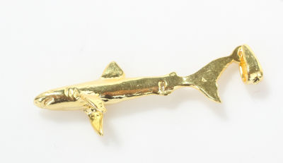 14 Ayar Altın Köpek Balığı Kolye Ucu
