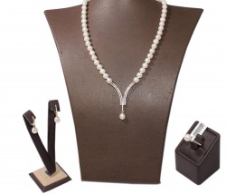 14 Karat Gold Y Model Pearl Set - 1