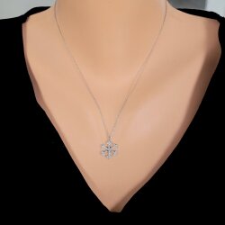 14K Gold Snowflake Figure Necklace - Nusrettaki