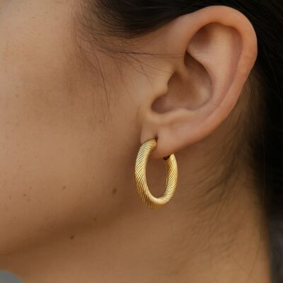 14K Gold Thick Hoop Earrings - 1