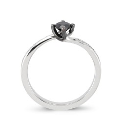 0,54 ct Kolları Taşlı Siyah Pırlanta Tektaş Yüzük Özel Fiyat - Nusrettaki (1)