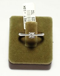 18 Ayar Altın Tektaş Pırlanta Yüzük - 4