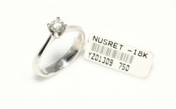 18 Ayar Altın Tektaş Pırlanta Yüzük - Nusrettaki (1)
