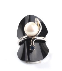 18K Gold Diamond Design Ring With Pearl - Nusrettaki