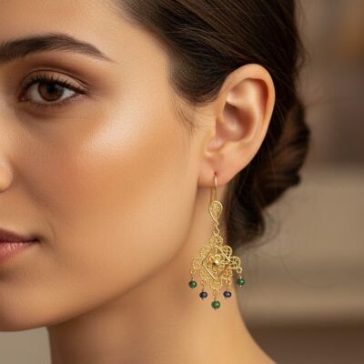 22 Ayar Altın Dörtgen Şeklinde Kök Taşlı Sallantılı Telkari Küpe - 2