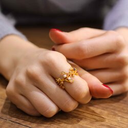 22 Ayar Altın Elişi Renkli Taşlı Dallı Yüzük - Nusrettaki