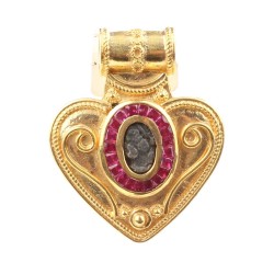 22K Gold Heart in Elizabeth Design Pendant - Nusrettaki