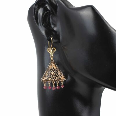 22 Ayar Altın Üçgen Motifli Yakut Sallantılı Telkari Küpe - 6