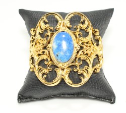 22K Gold Antique Byzantium Cuff Bangle with Sapphire - Nusrettaki (1)