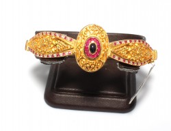 22K Gold Antique Ottoman Style Bangle Bracelet with Ruby - 4