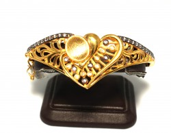 22K Gold Artisan Crafted Heart Design Bangle - 2