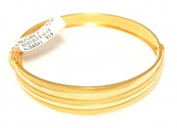 22K Gold Bangle Bracelet, Band Design - 2