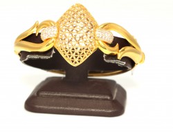 22K Gold Bangle Bracelet, Fusion Big Diamond Shape Middle Piece - 3