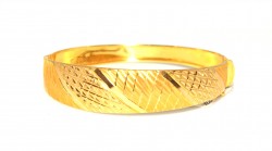 22K Gold Bangle, Diamond Lined Oblique Design - 1