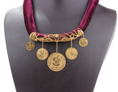 22K Gold Coin & Filigree Design Velvet Chain Necklace - 5