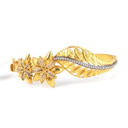 22K Gold Daisy The White Flower Bangle - Nusrettaki (1)