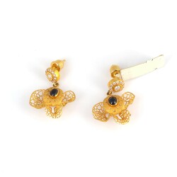 22K Gold Filigree Half Daisy Dangle Earrings with Onyx - 4
