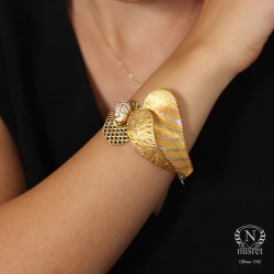 22K Gold Four Seasons Design Bangle Bracelet - Nusrettaki