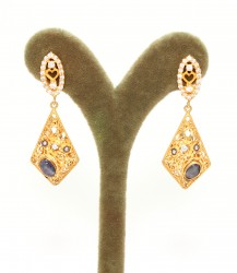 22K Gold Fusion Earrings with Sapphire - Nusrettaki (1)