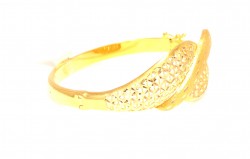 22K Gold Hinged Bangle Bracelet, Lozenge Patterned - Nusrettaki (1)