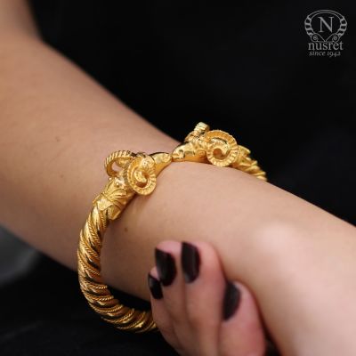 22K Gold Ram's Head Bangle Bracelet - 3