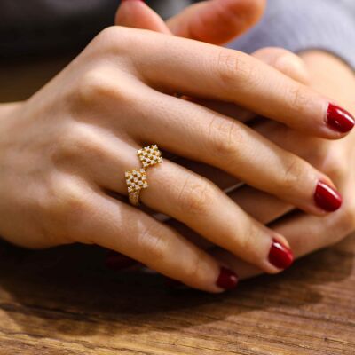 22K Gold Rhombus Shaped Ring - 3