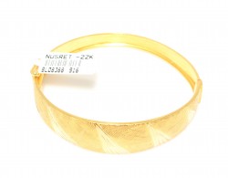 22K Gold Scattered Model Bangle Bracelet - Nusrettaki
