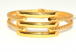 22K Gold Snake Skin Patterned Bar Bangle Bracelet - Nusrettaki