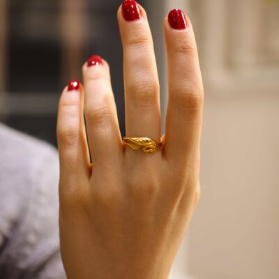 22K Gold Swan Design Ring - 4
