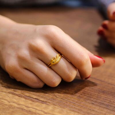 22K Gold Swan Design Ring - 3