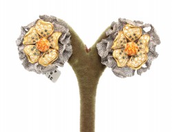 22K Gold Tulle Daisy Stud Earrings - Nusrettaki (1)