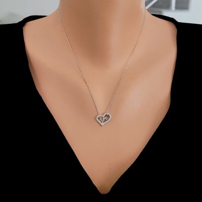 925 Ayar Gümüş Mavi Taş Detaylı Beyaz Taşlı Kalp Kolye - 3