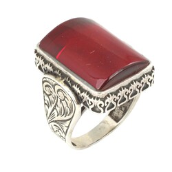 Nusrettaki - 925 Ayar Gümüş El Kalemli Kırmızı Renk Sıkma Kehribar Erkek Yüzüğü