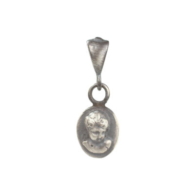 925 Ayar Gümüş Elizabeth Figürlü Madalyon Kolye Ucu - 3