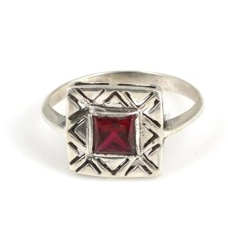 925 Ayar Gümüş Garnet Taşlı Kare Yüzük - 4
