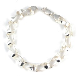 925 Ayar Gümüş İçi Setinalı Burgu Model Bileklik - Nusrettaki