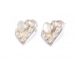 925 Silver Heart Design Stud Earrings - Nusrettaki (1)