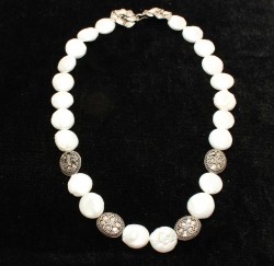 Silver Necklace with Mabe Pearl - Nusrettaki (1)