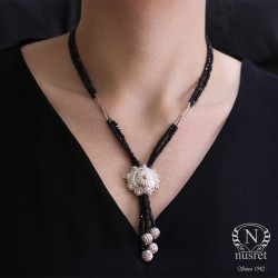 Silver Thrum Necklace with Onyx - Nusrettaki (1)