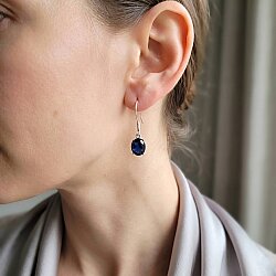 925 Ayar Gümüş Oval Büyük Boy Sentetik Safir Taşlı Küpe - Nusrettaki