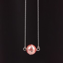 925 Ayar Gümüş 12 mm Pembe İncili Üzeri Zirkon Taşlı Kolye - Nusrettaki (1)