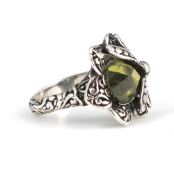 925 Ayar Gümüş Peridot Taşlı Yusufçuk Böcekli Yüzük - 4