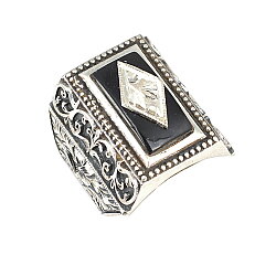 925 Ayar Gümüş Siyah Oniks Taşlı Geometrik Motifli Erkek Yüzük - Nusrettaki