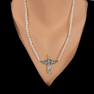 925 ayar Gümüş Tıp Fakültesi Amblemli İnci Kolye - 1