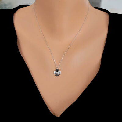 925 Ayar Gümüş Siyah Taşlı Yonca Kalp Kolye - 3